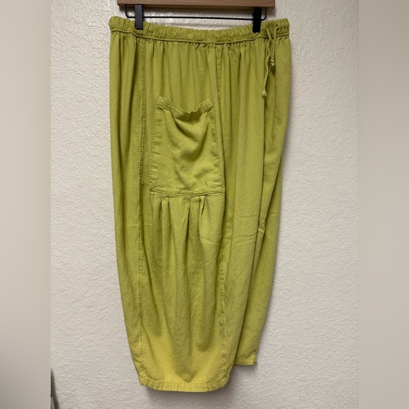 FREE PEOPLE Quinn Culottes In Fava Bean Size Large - Picture 6 of 16